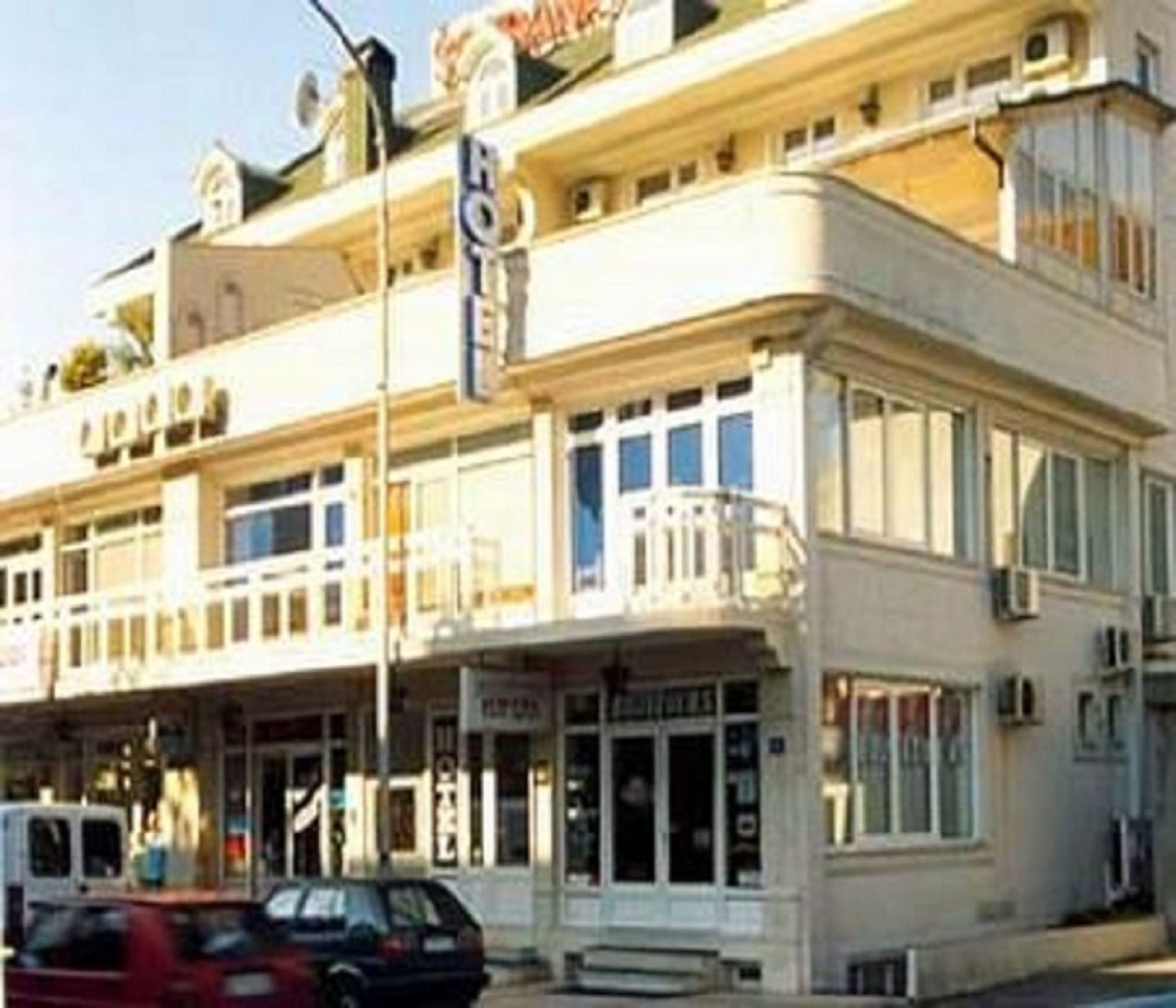 Hotel Bojatours Podgorica Exterior photo